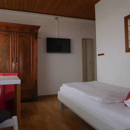 Eikamper Höhe Hotell 3*