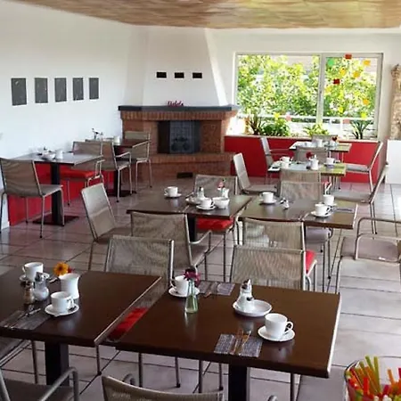 Eikamper Höhe Hotell 3*