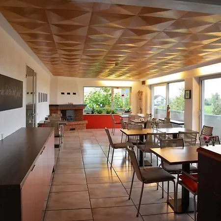 Hotell Eikamper Höhe 3*