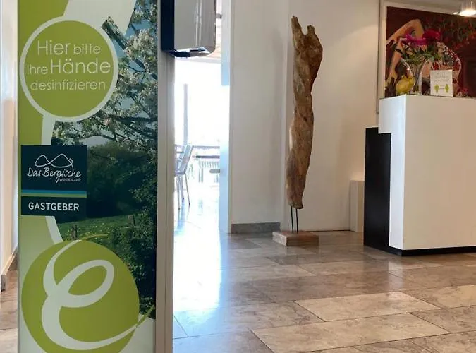 Eikamper Höhe Hotel 3*