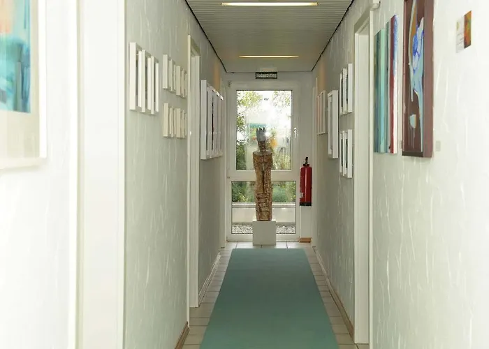 Eikamper Hoehe 3* Odenthal